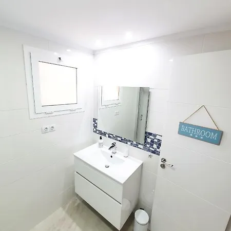 Vue Ocean, 2 Chambres Confortables, Plage En Face Lejlighed