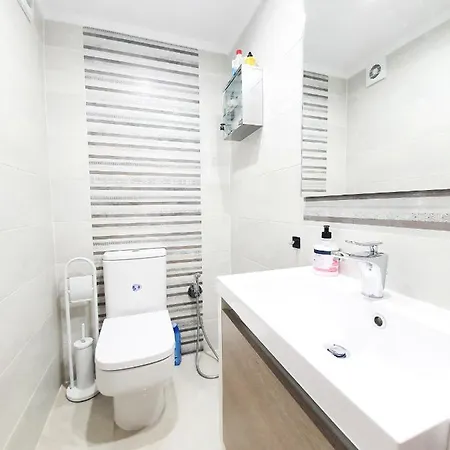 Vue Ocean, 2 Chambres Confortables, Plage En Face